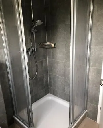 Die Graefin Auf Ruegen - Ferienappartements Parchtitz Exterior photo