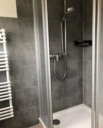 Die Graefin Auf Ruegen - Ferienappartements Parchtitz Exterior photo
